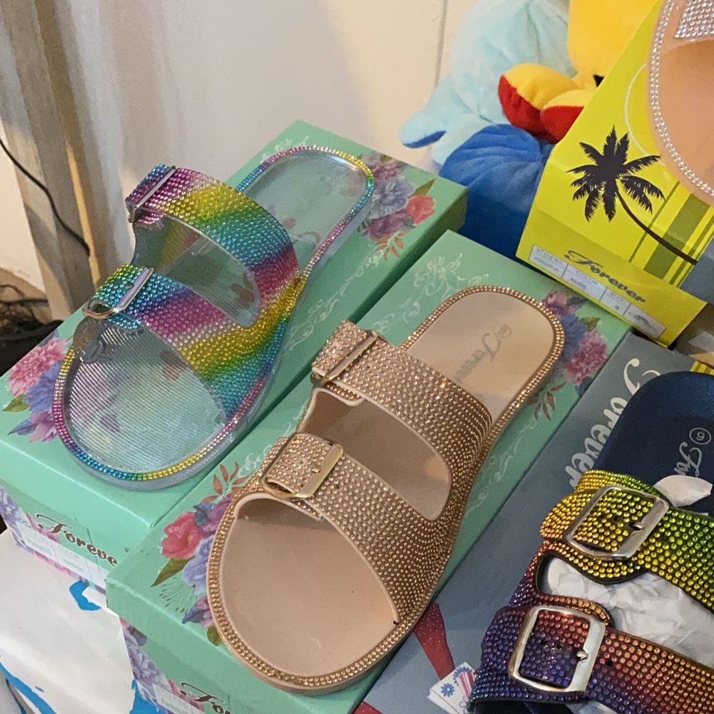 Sandals - Picture 2 of 2